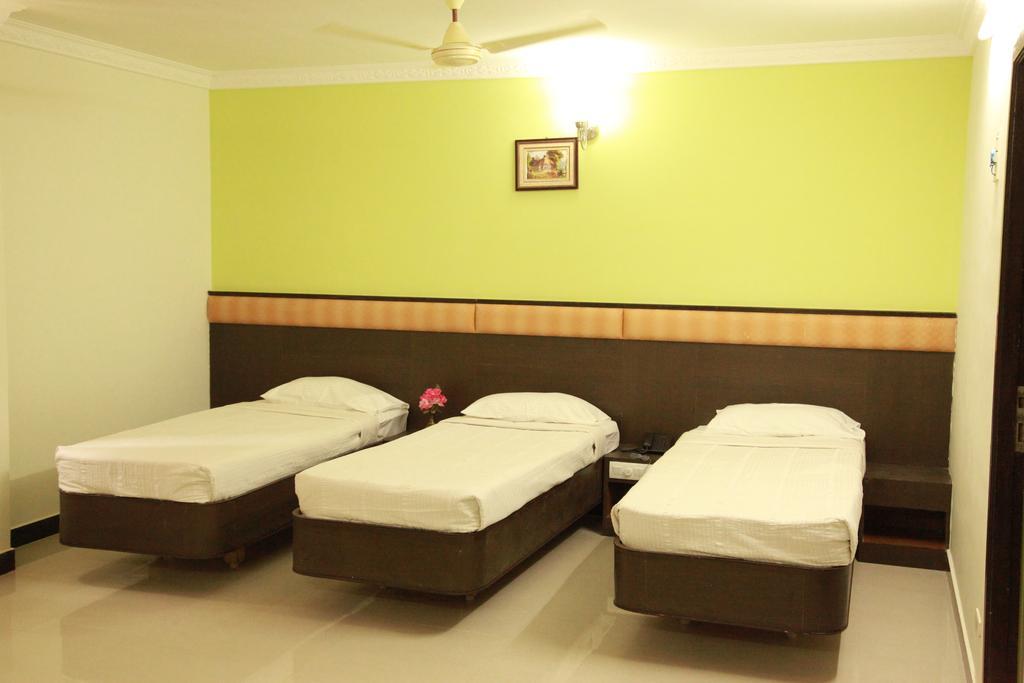 Jeyam Residency, Kumbakonam Hotel Exterior foto